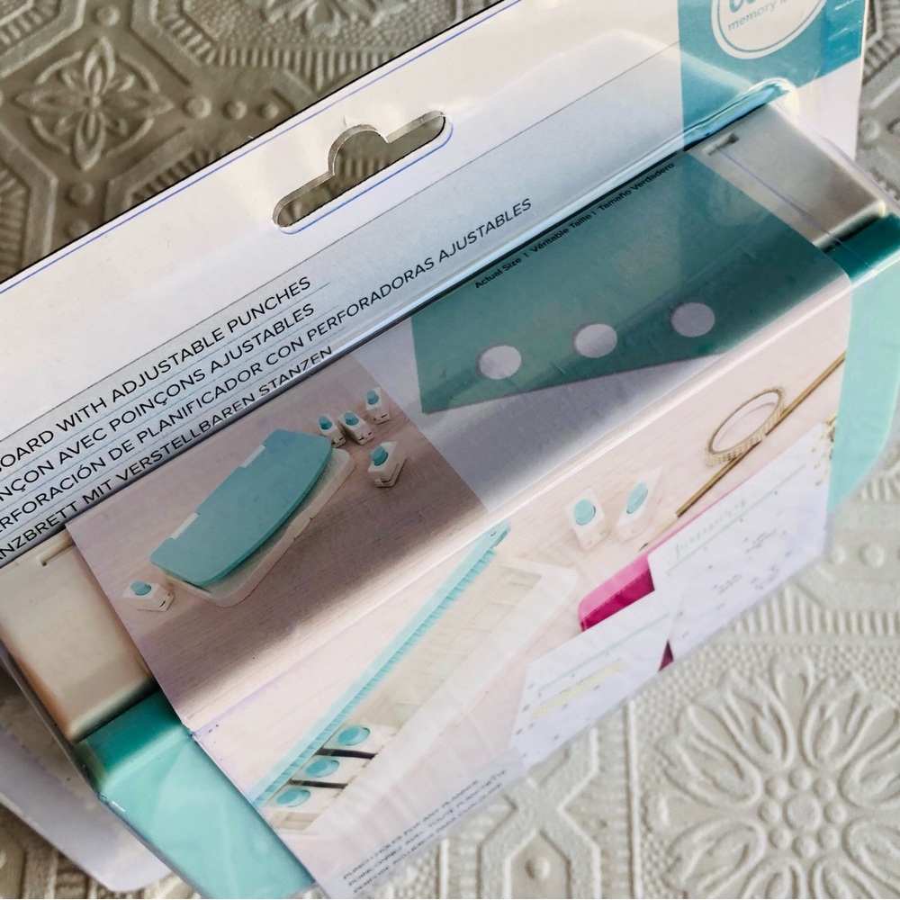 We R Memory Keepers Punch Board 6 pc - Picture 2 of 10